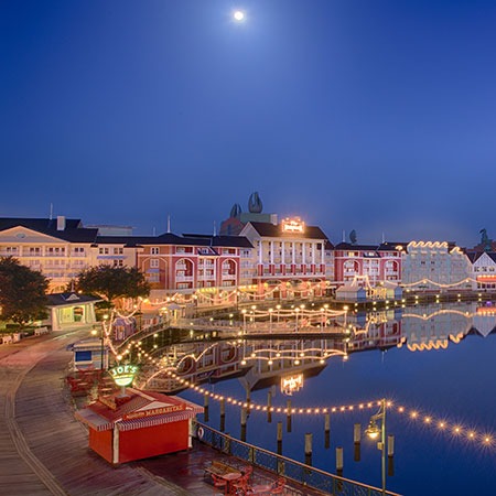Disney Boardwalk Inn Offer outside lights