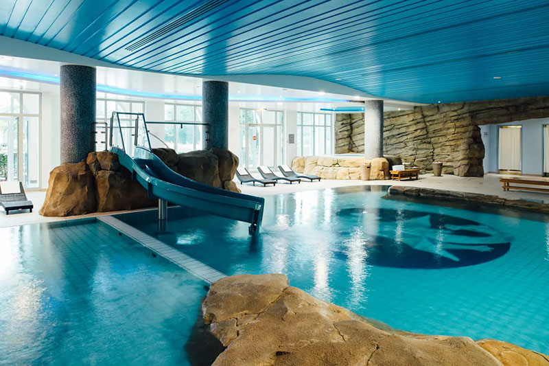Dream Castle Hotel pool